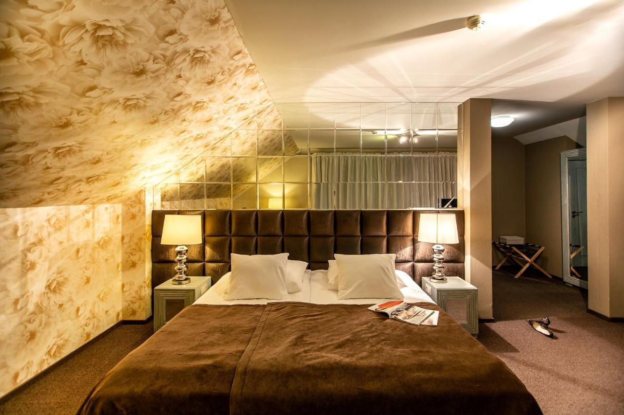 Berberys Park Hotel Kazimierz Dolny Exterior foto